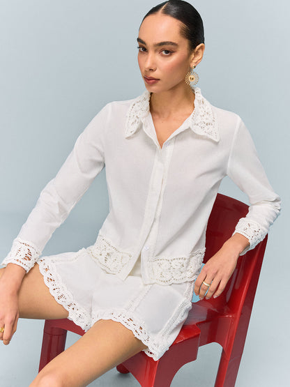 Tığ İşi Kenarlı Gömlek