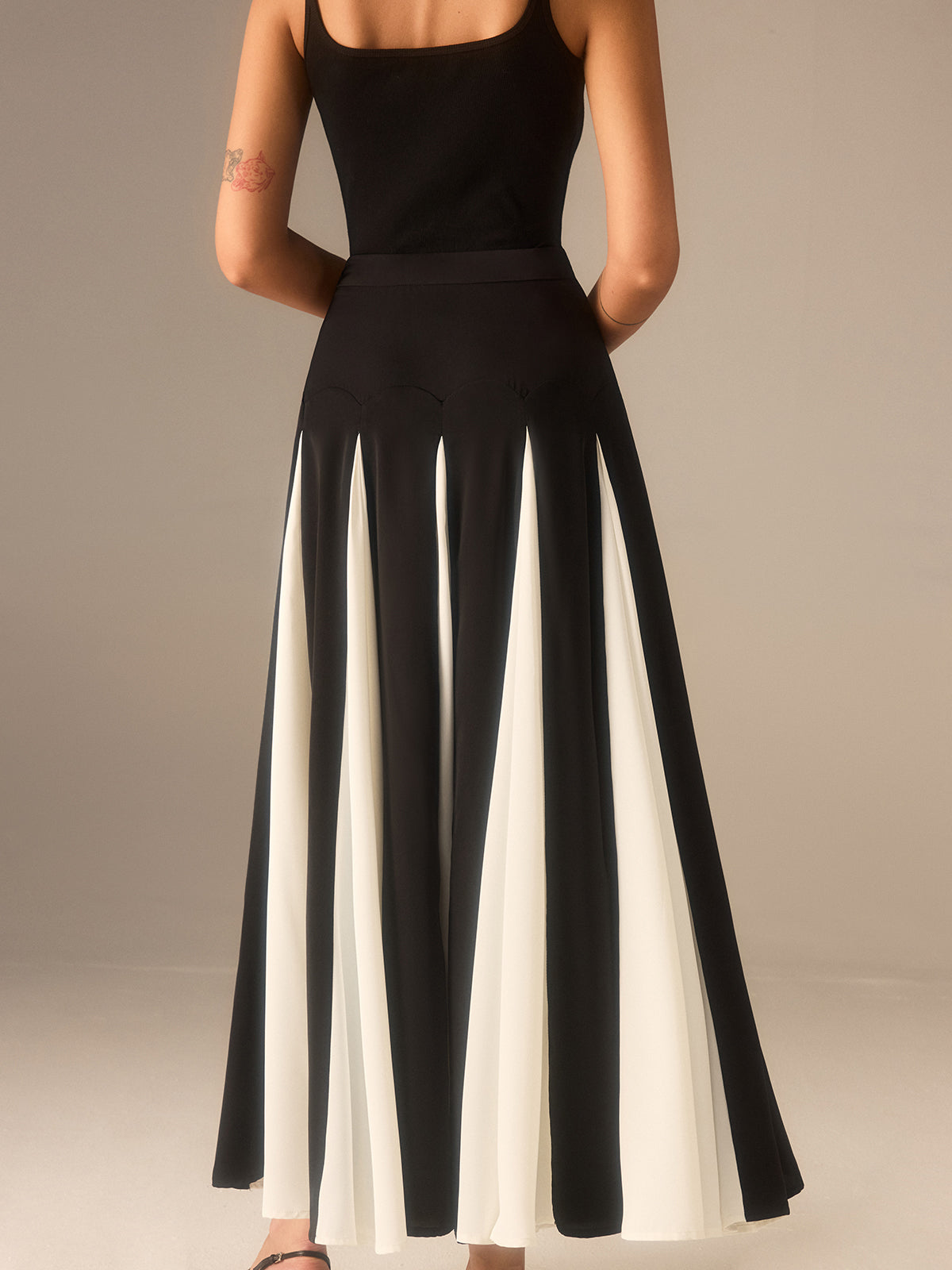 Ek Panelli Renk Bloklu Midi Etek