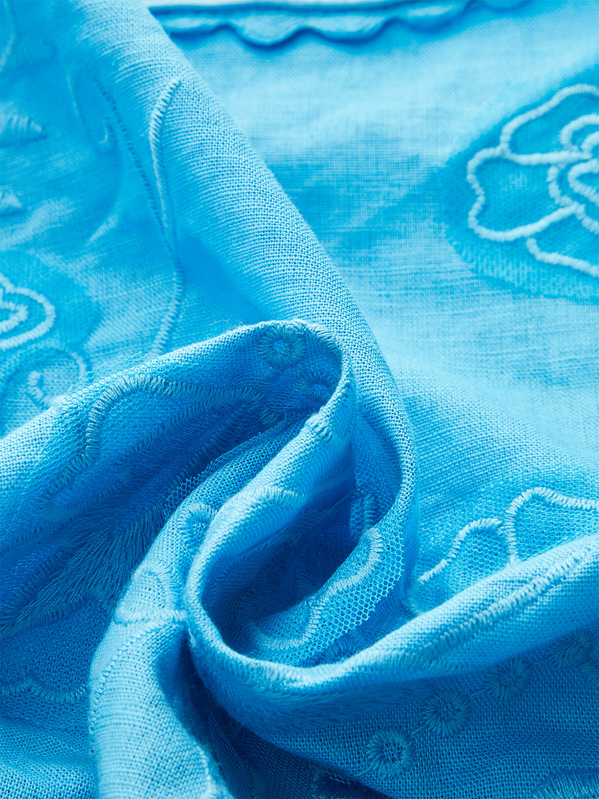 Bağcıklı Çiçek İşlemeli Üst