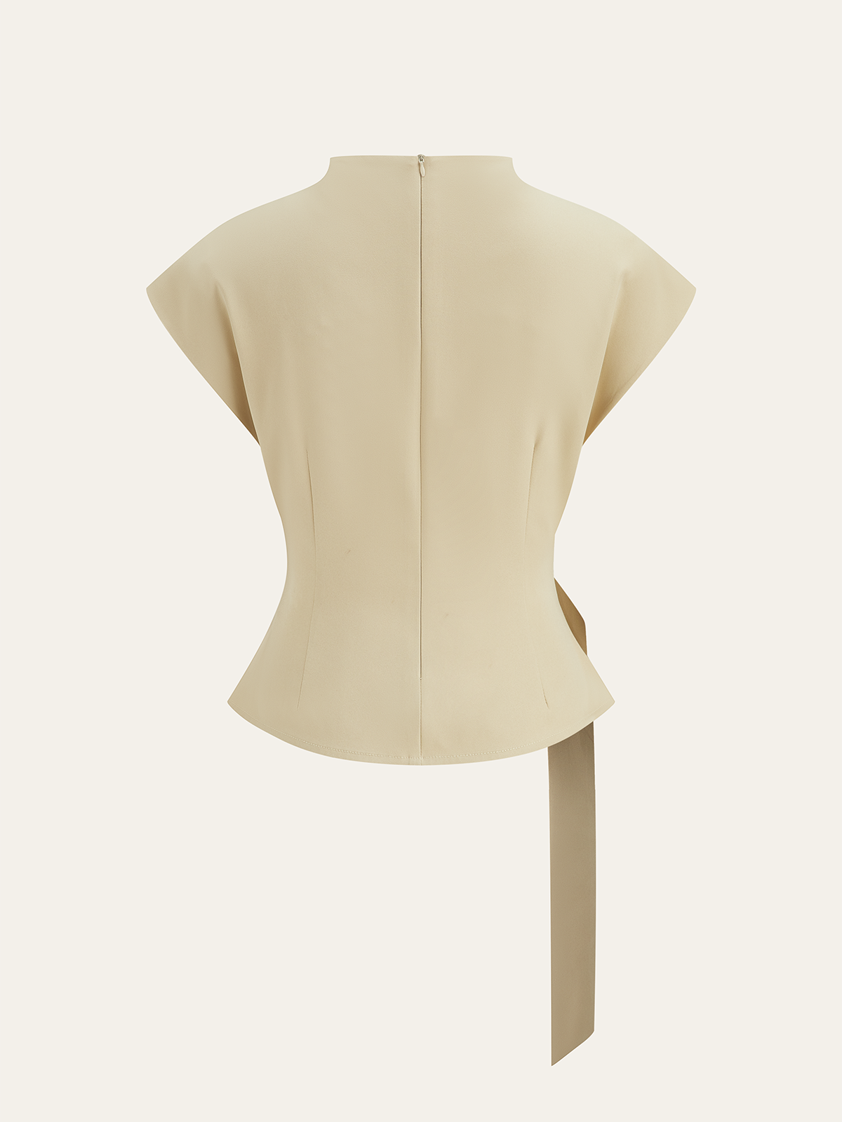 Kemerli Dik Yaka Kısa Kollu Bluz