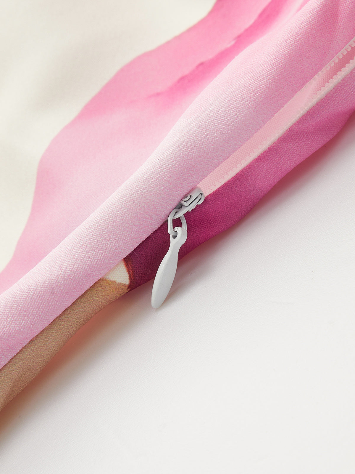 Asimetrik Tek Omuzlu Çiçek Desenli Uzun Elbise