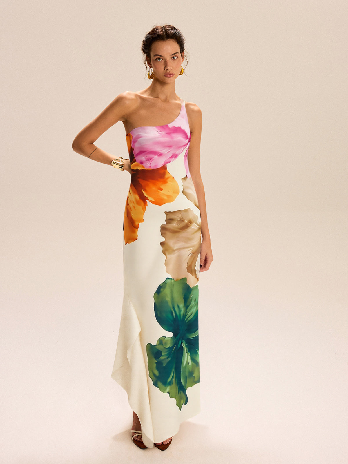 Asimetrik Tek Omuzlu Çiçek Desenli Uzun Elbise