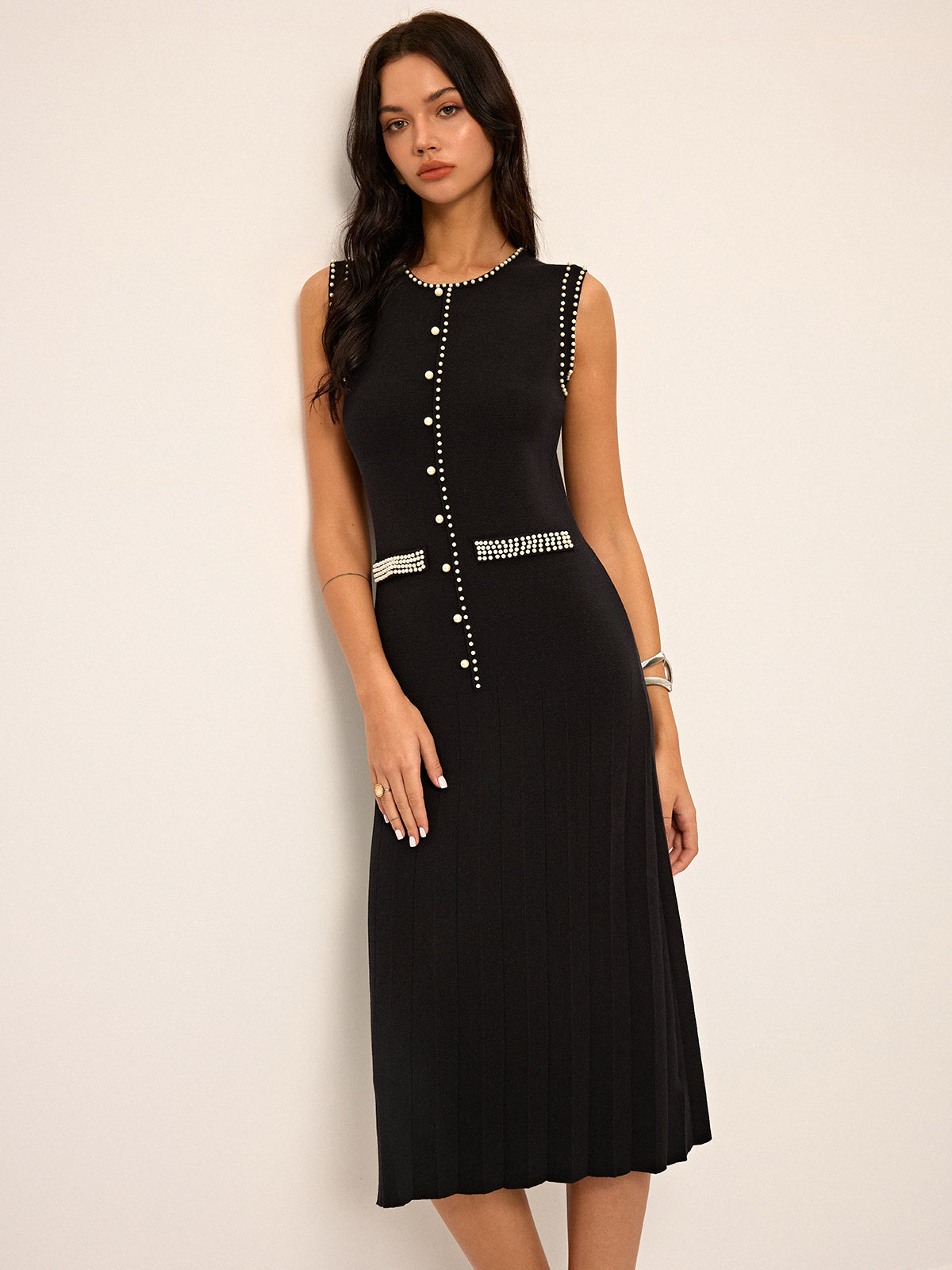 İnci Detaylı Kolsuz Örme Midi Elbise