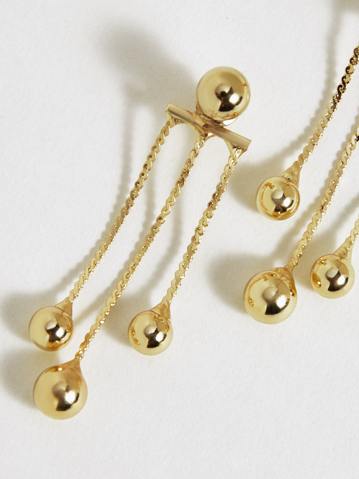 Altın Sallantılı Küpeler