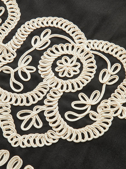 Kolsuz Nakışlı Mini Elbise