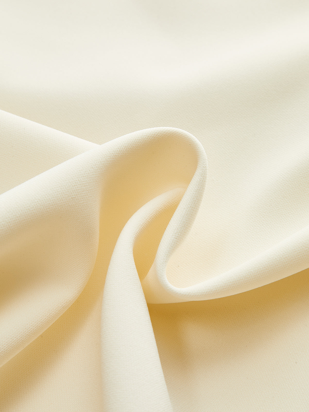 Metal Detaylı Yırtmaçlı Midi Etek