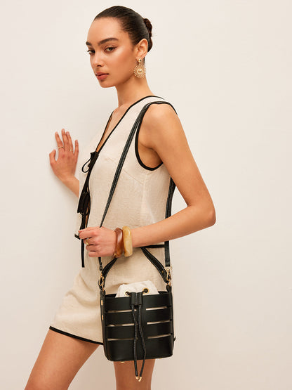 Bağcıklı Askı Detaylı Kova Çanta
