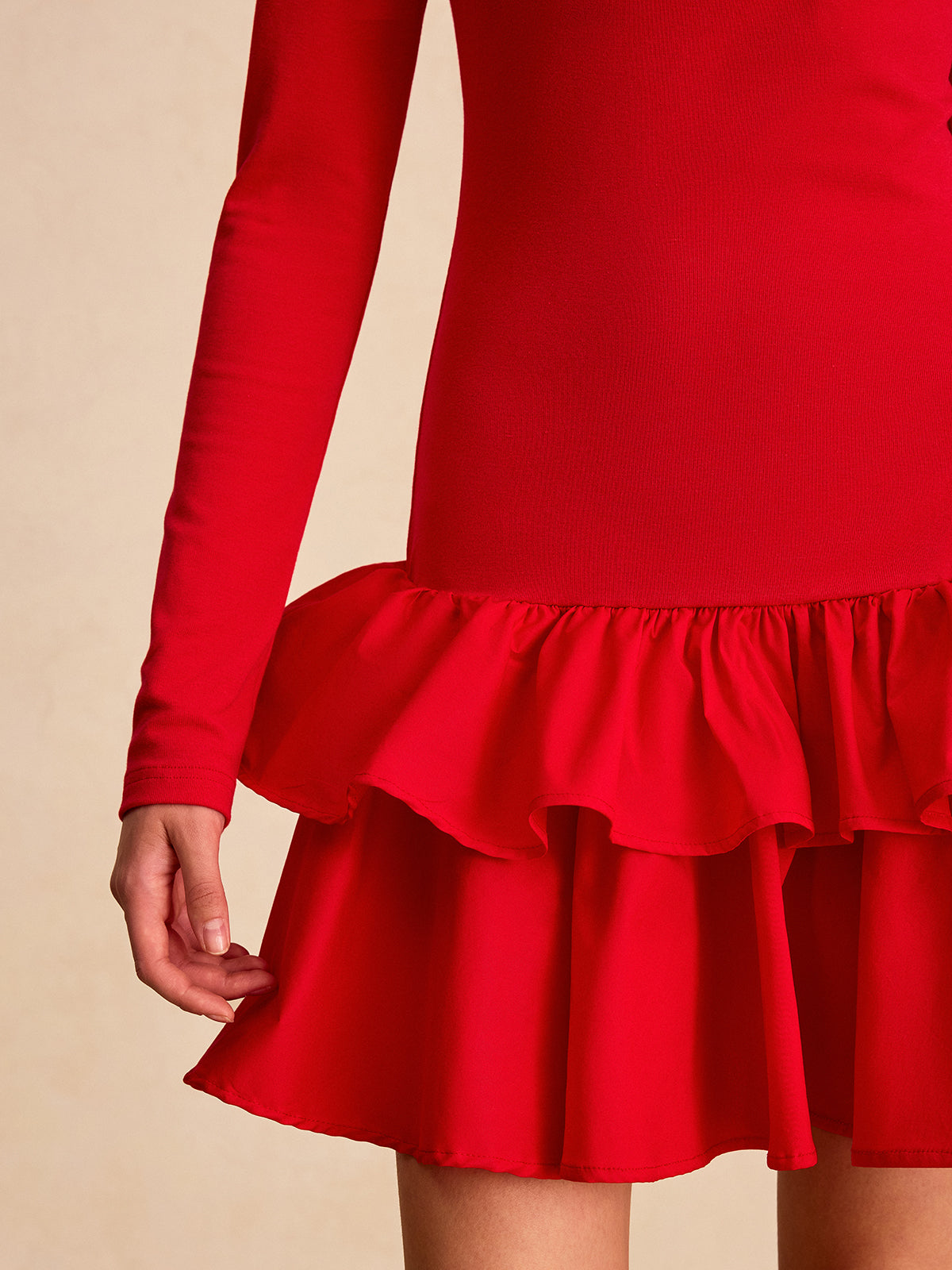 Uzun Kollu Katlı Volanlı Mini Elbise