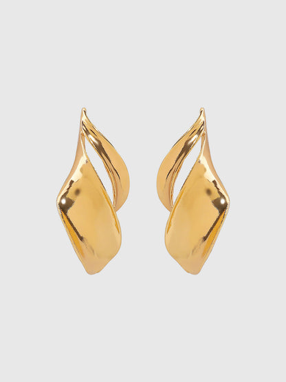 Bükülmüş Yaprak Şeklinde Damla Küpeler