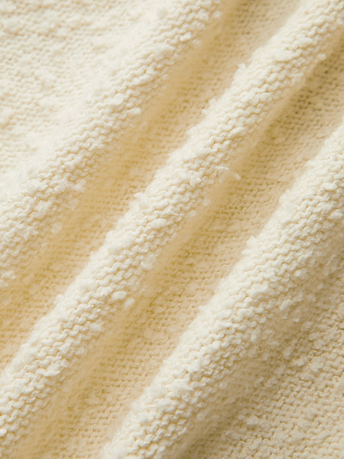 Kontrast Kesim Metal Düğmeli Dokulu Örgü Yelek