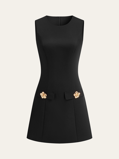 Çıkarılabilir Pelerin Metal Çiçek Detaylı Elbise Takımı