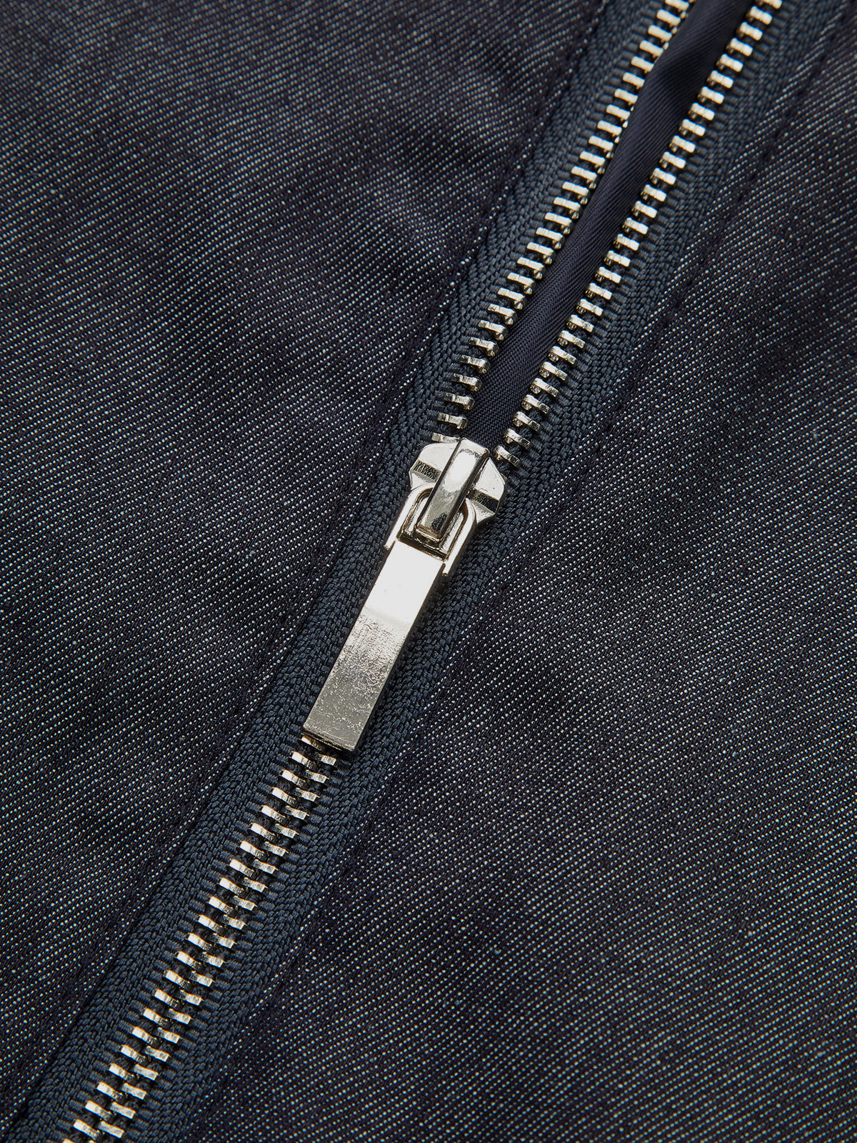 Fermuarlı Ön Ceket ve Pileli Mini Etek Takımı