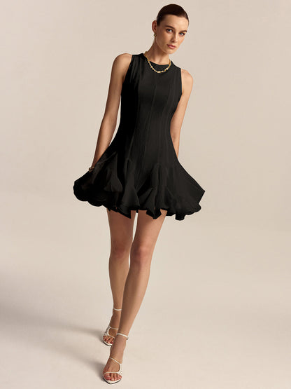 Yarı Şeffaf Volanlı Etek Ucu Mini Elbise