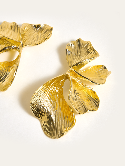 Altın Yapraklı Küpeler