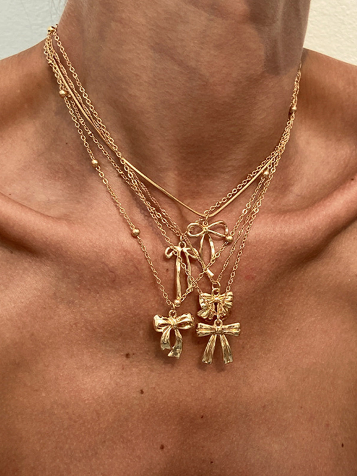 5 Parçalı Yaylı Charm Kolye Seti