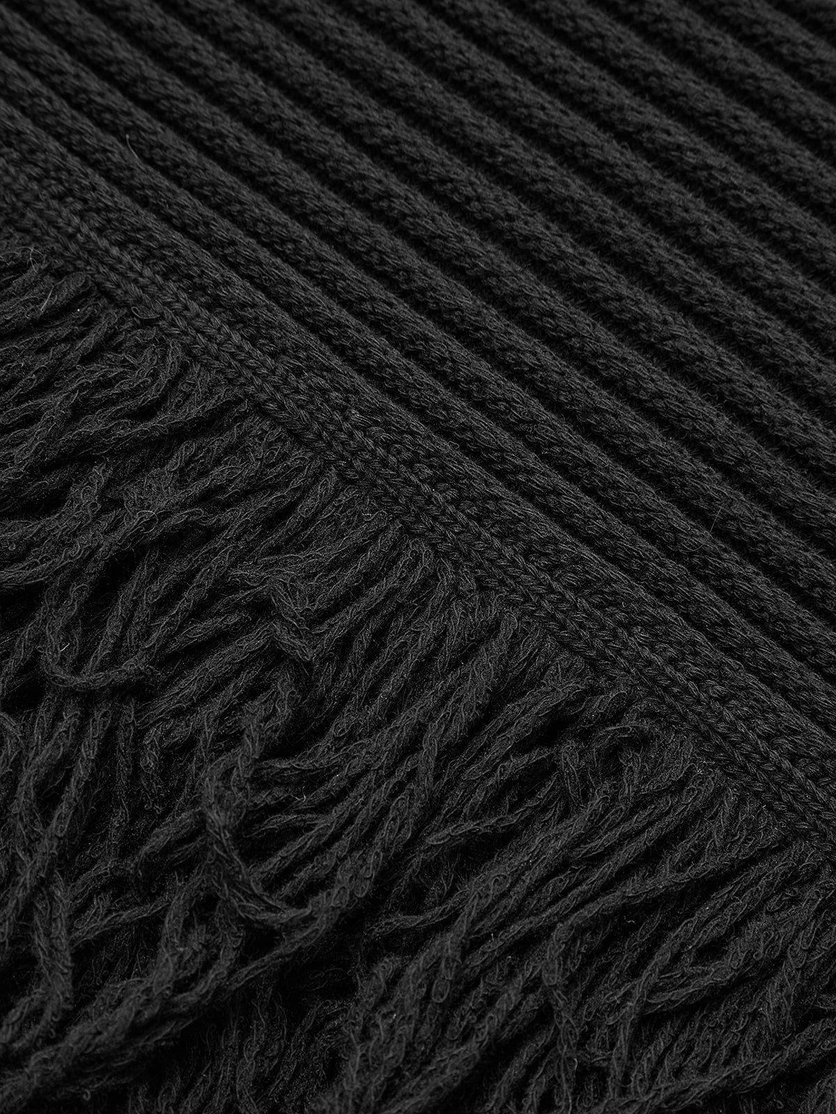 Kolsuz Püsküllü Kazak Elbise