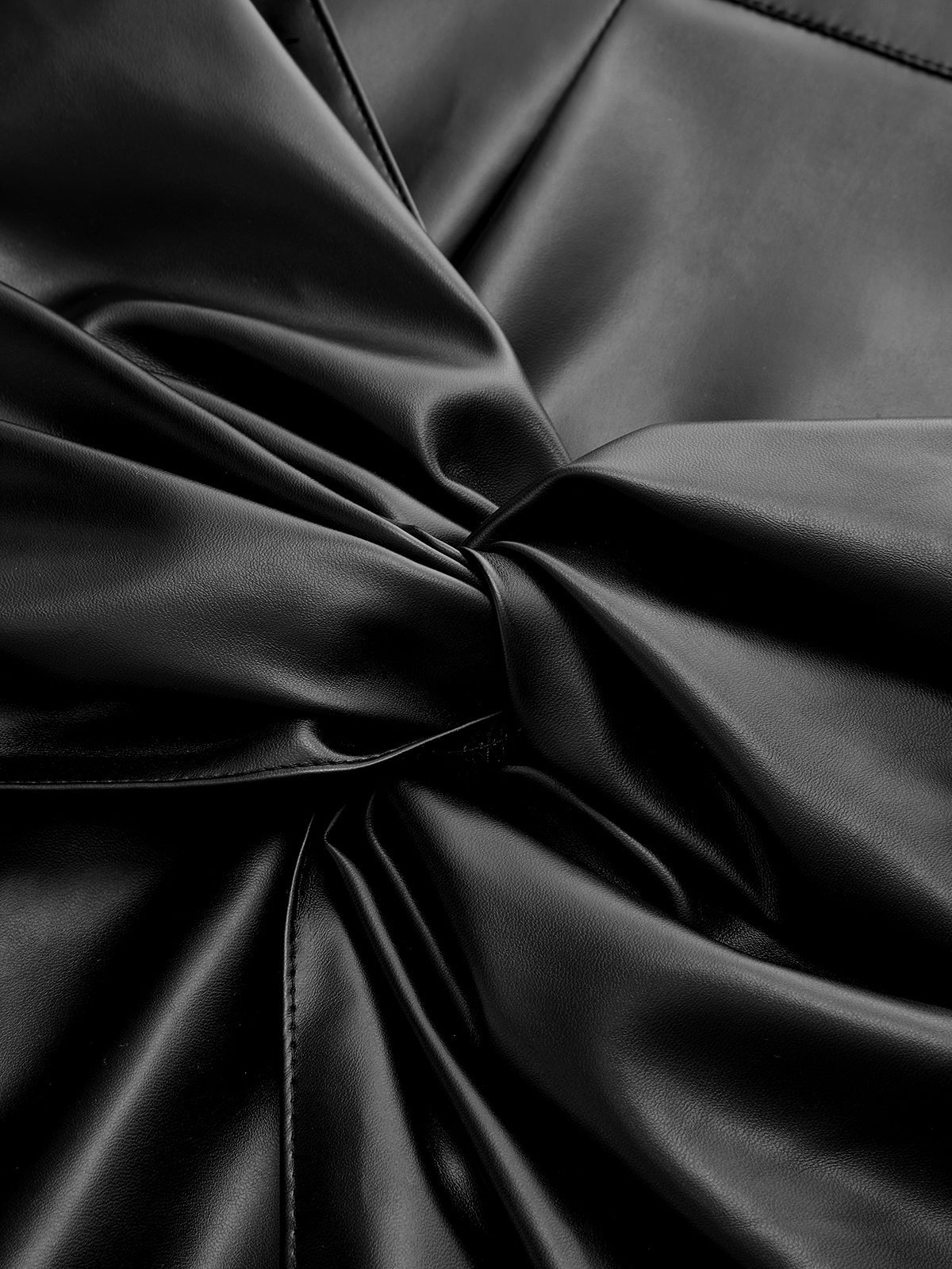 Suni Deri Twist Mini Etek