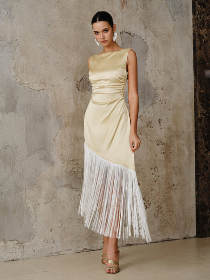 Saten Asimetrik Püsküllü Etek Ucu Uzun Elbise