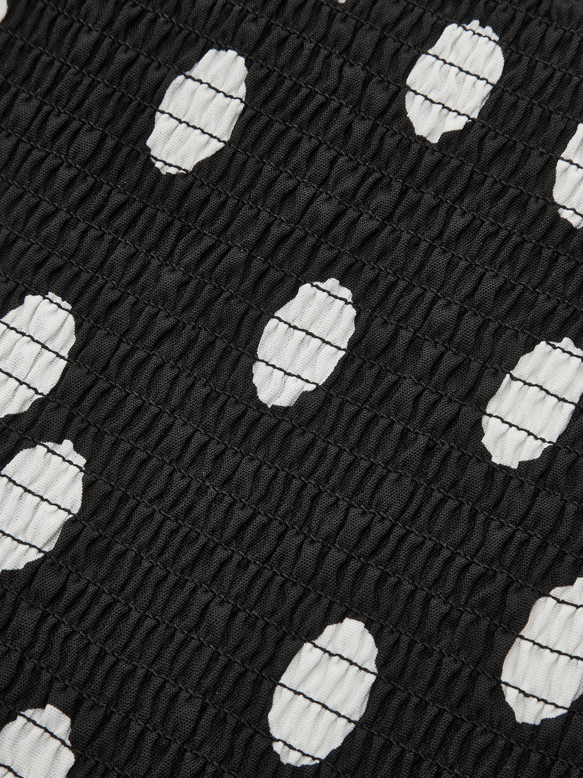 Straplez Puantiyeli Kıvrımlı Uzun Elbise