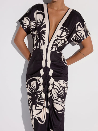 Çiçek Baskılı Büzgülü Derin V Yaka Midi Elbise