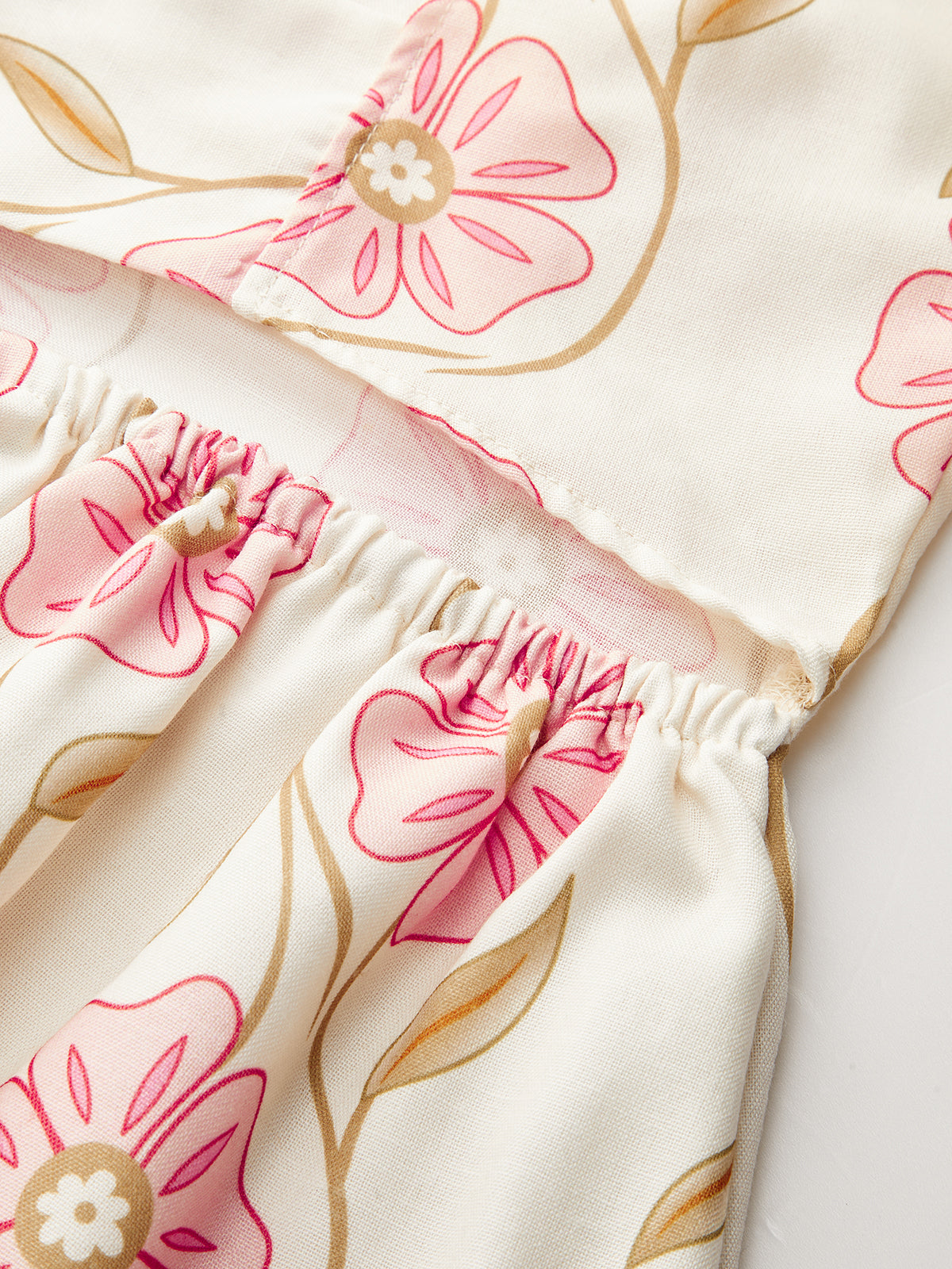 Çiçek Desenli V Yaka Sırtı Açık Uzun Elbise