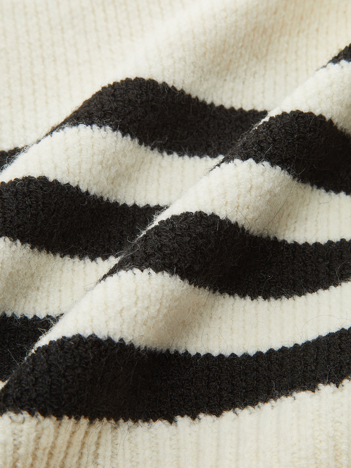 Kısa Çizgili Kazak Yelek