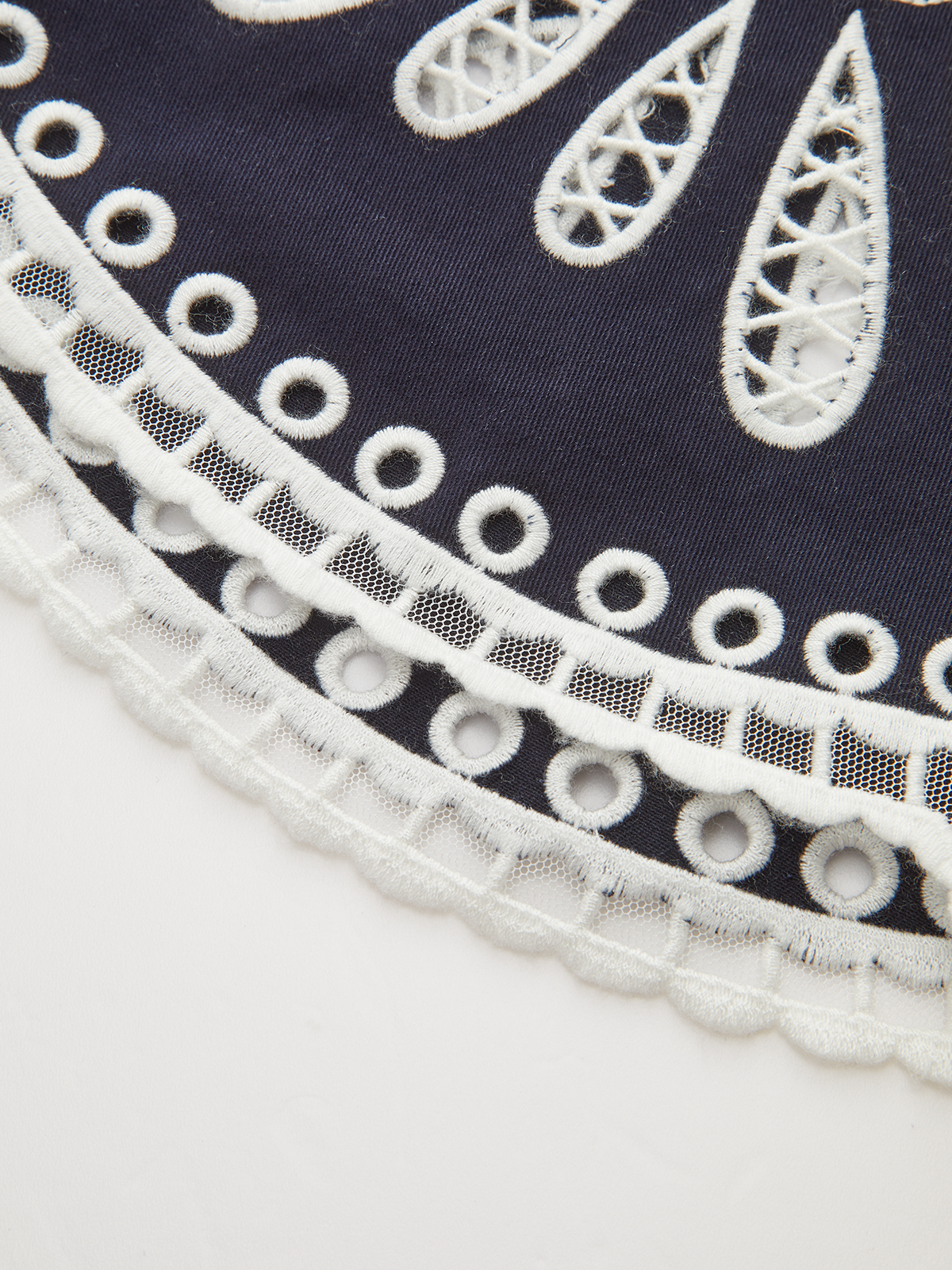 Çiçekli İğne Oyası Pamuk Karışımlı Bluz