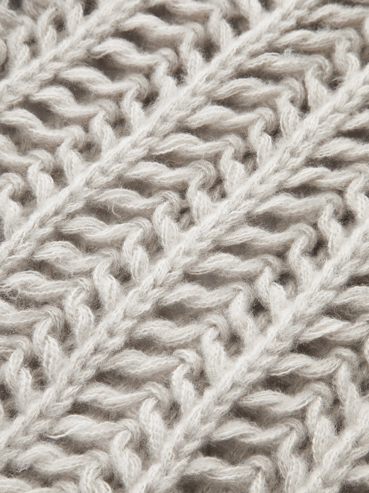 Metal Düğmeli Açık Örgü Yelek