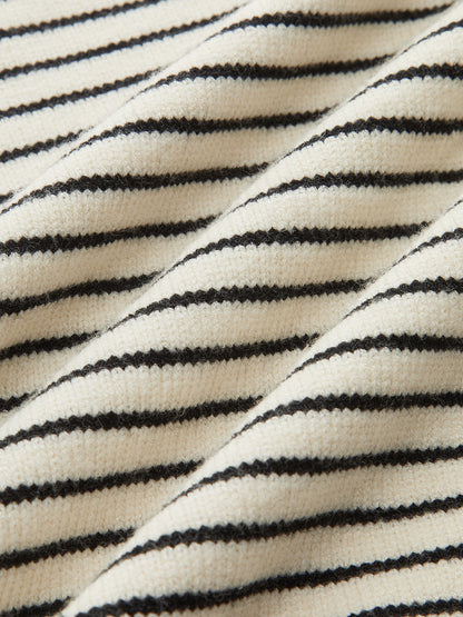 Yırtmaçlı Omuz Açık Çizgili Kazak