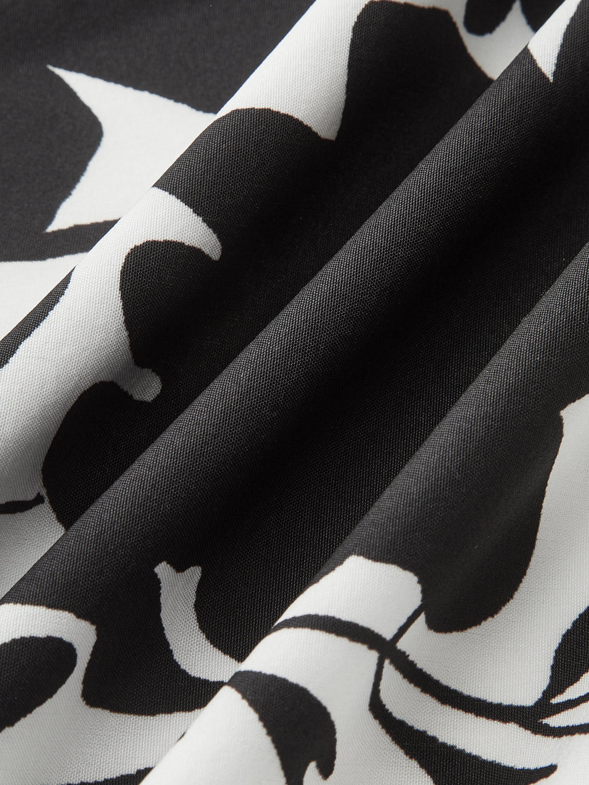 Volanlı Yakalı Kemerli Çiçek Desenli Uzun Elbise