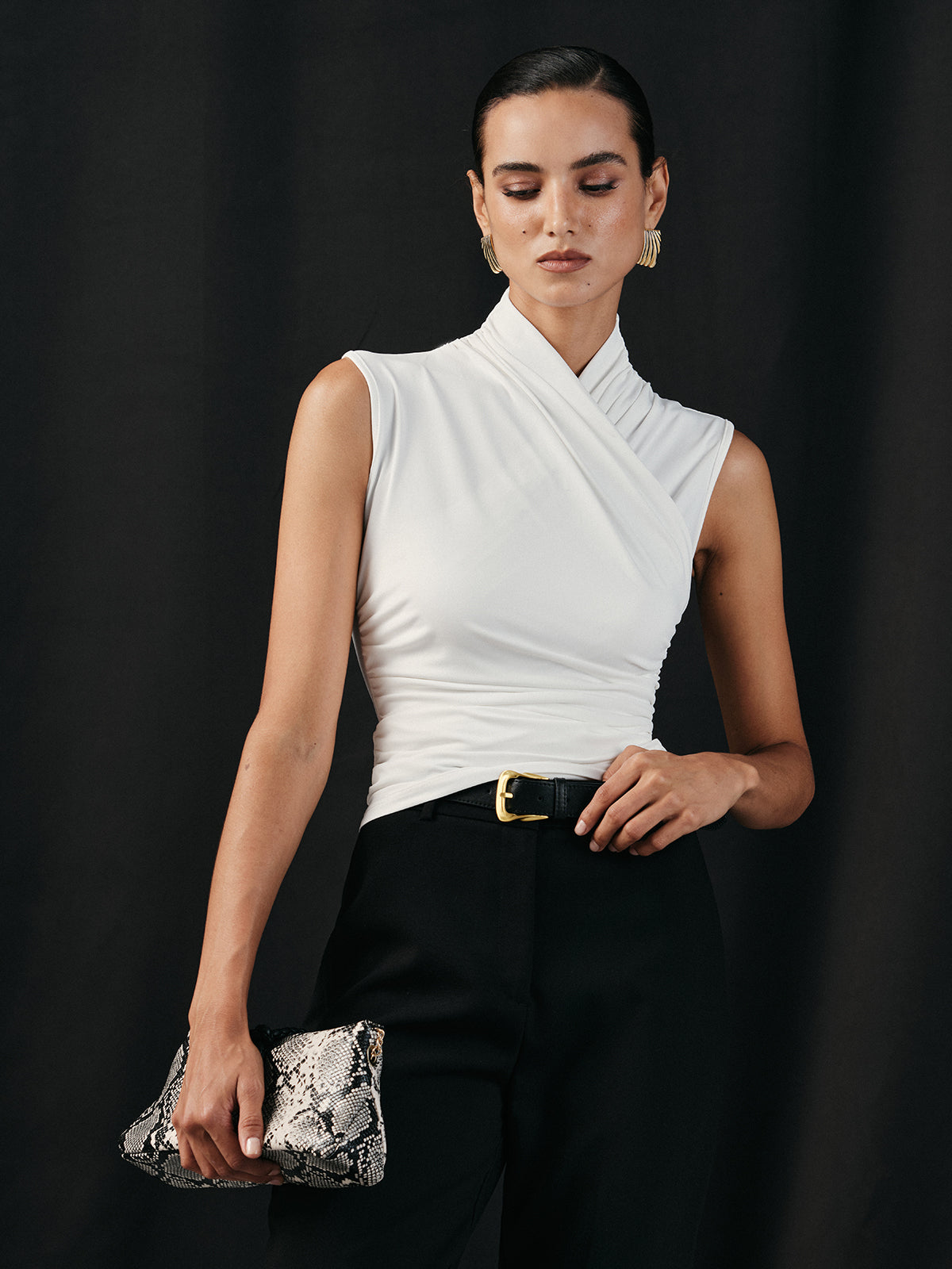 Çapraz Yaka Büzgülü Atlet