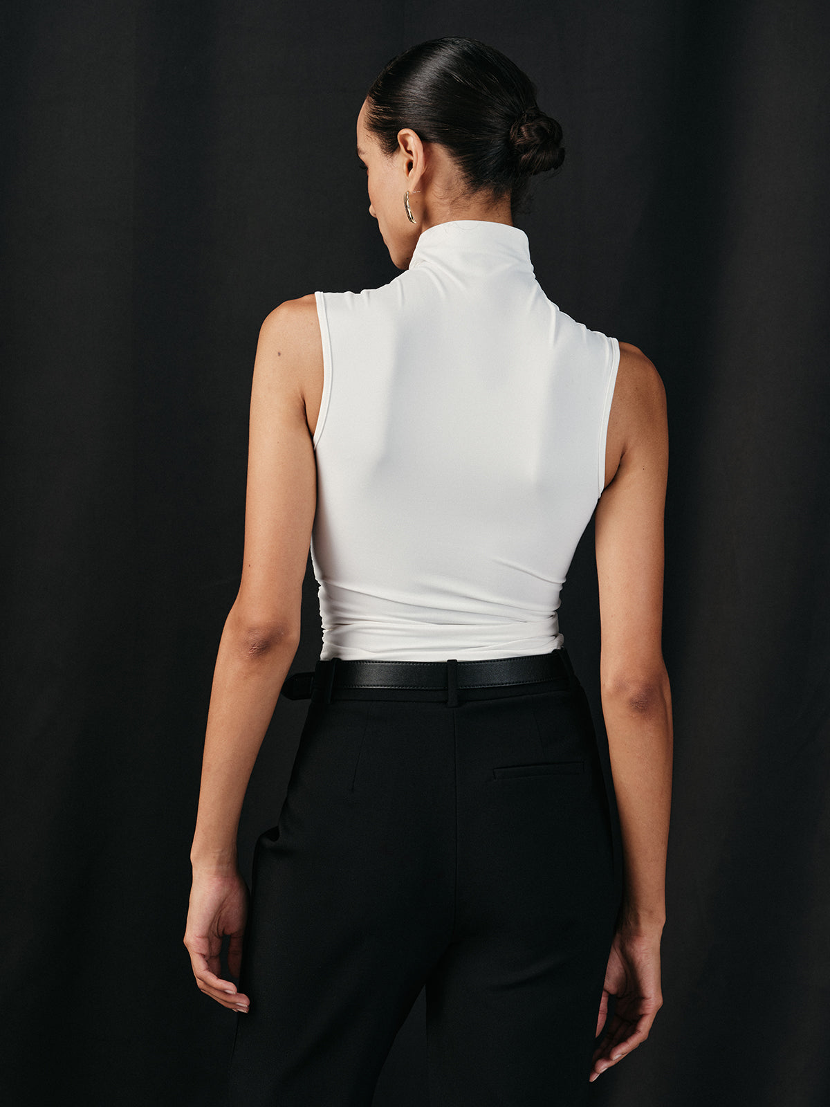 Çapraz Yaka Büzgülü Atlet