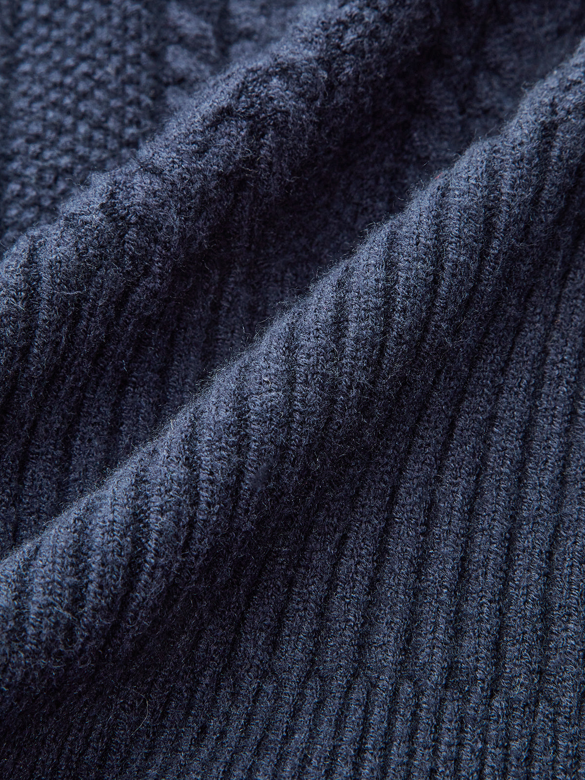 Kot Yaka Örgülü Düğmeli Peplum Hırka