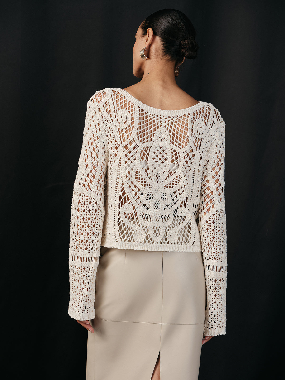 Pamuklu Tığ İşi Uzun Kollu Örgü Üst