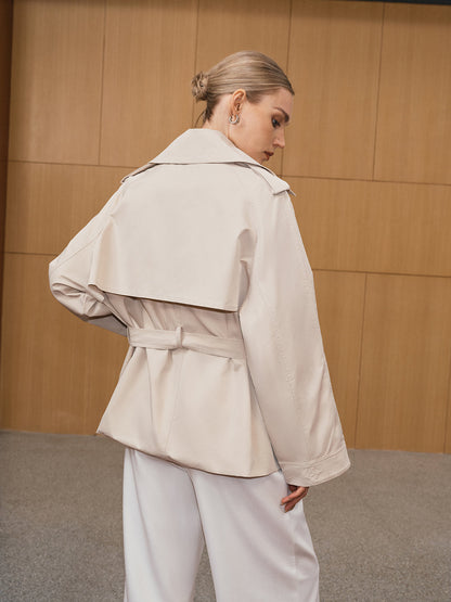 Geniş Yakalı Kemerli Trençkot