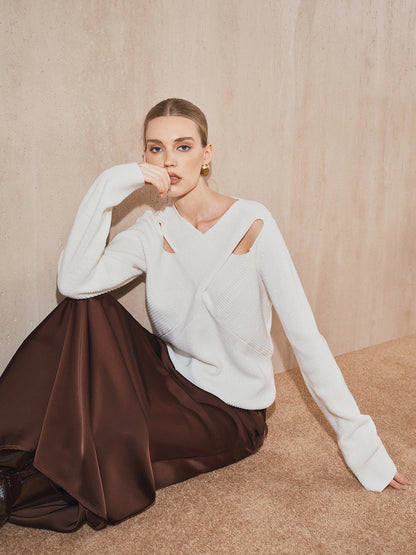 Çapraz Yaka Kesik Örgü Kazak