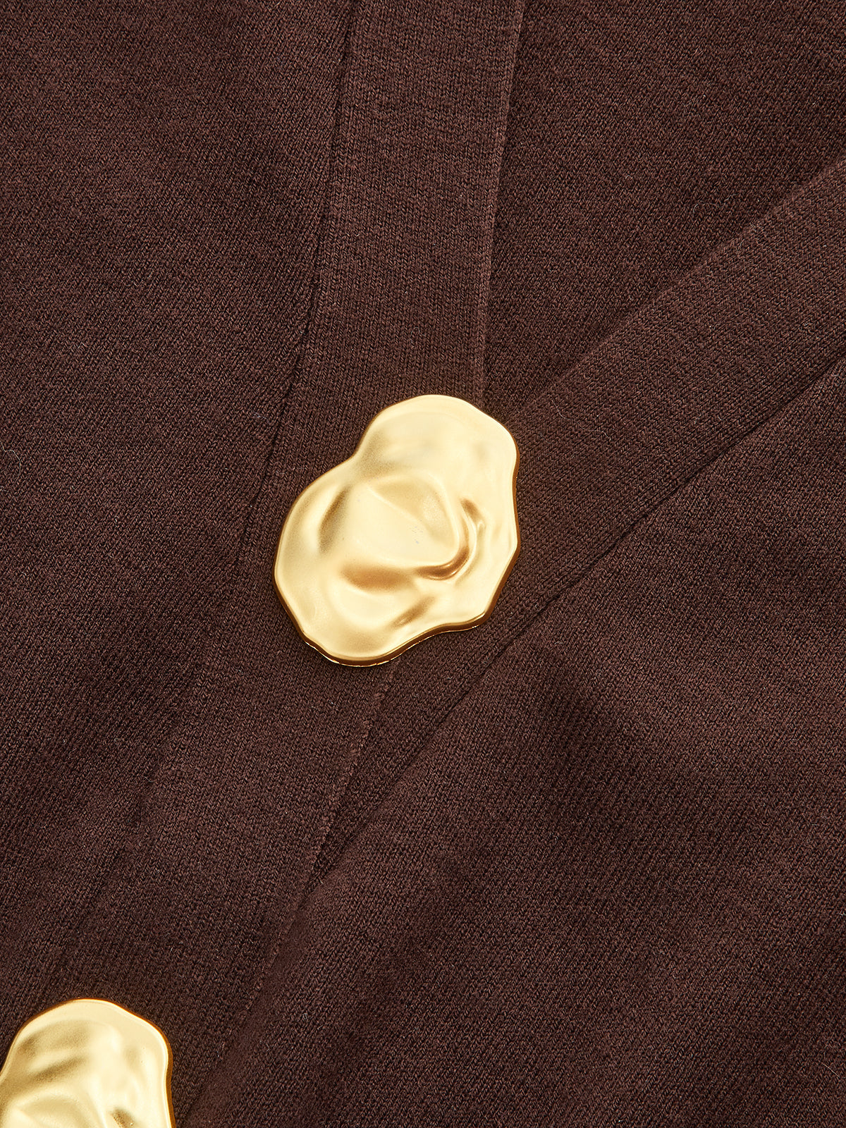 Metal Düğmeli V Yaka Örgü Hırka