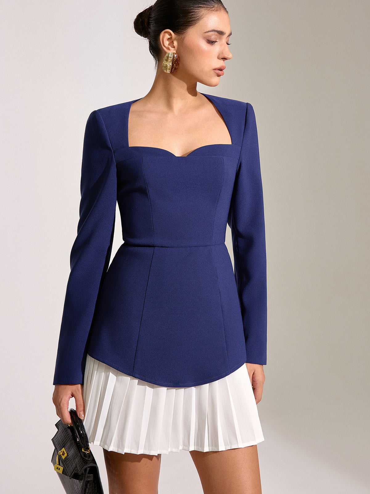 Kontrast Katlı Etek Ucu Kare Yaka Mini Elbise