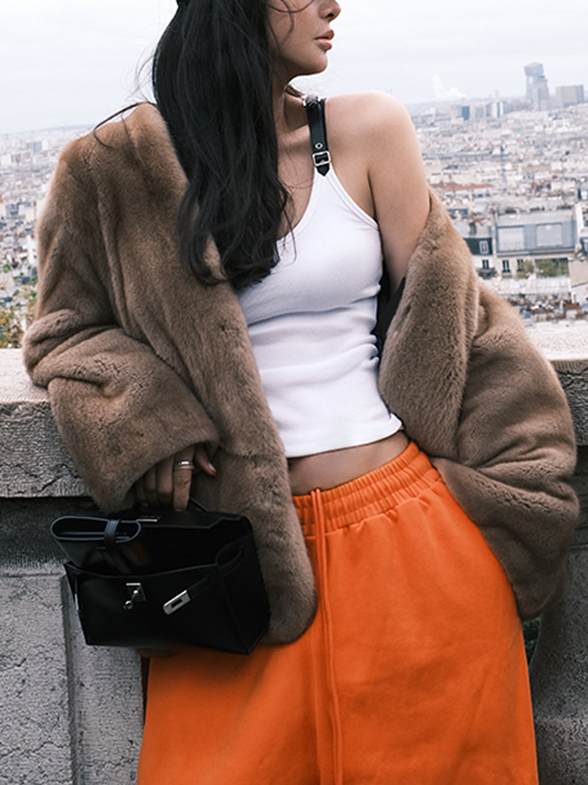 Kaburgalı Esnek Suni Deri Tokalı Vintage Atlet