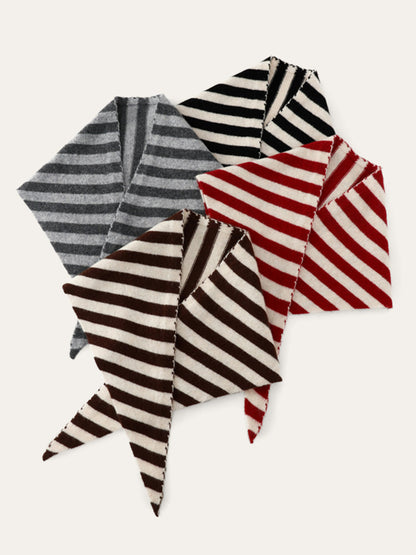 Yün Çizgili Üçgen Atkı