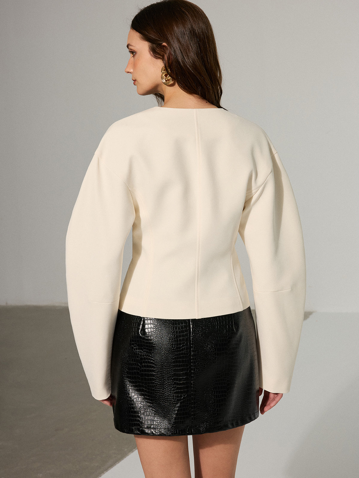 Düşük Omuzlu V Yaka Blazer