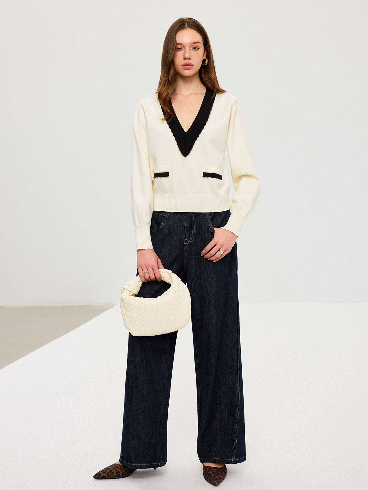 Kontrast V Yaka Örgü Üst