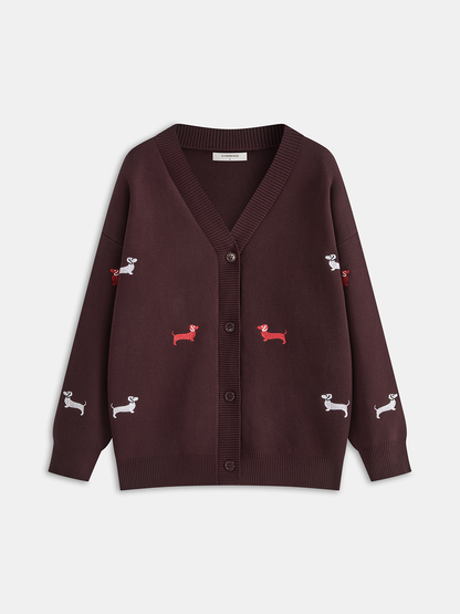 Köpek İşlemeli V Yaka Hırka