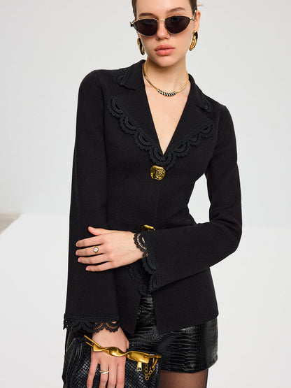 Yün Karışımlı Dantel Kenarlı Metal Düğmeli Hırka