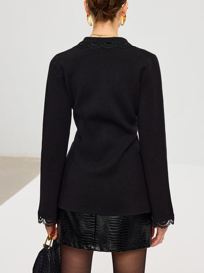 Yün Karışımlı Dantel Kenarlı Metal Düğmeli Hırka