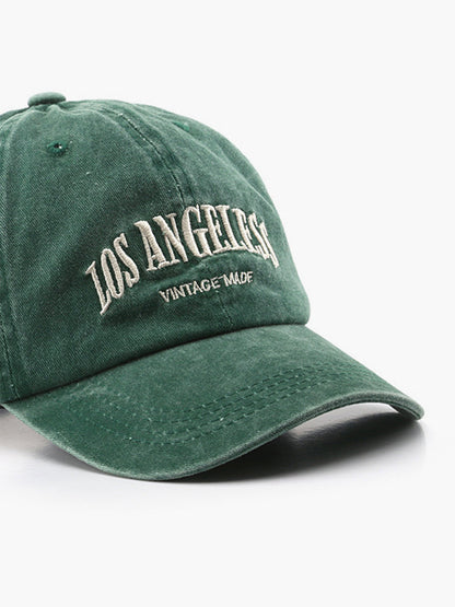 İşlemeli Harf Şapkası