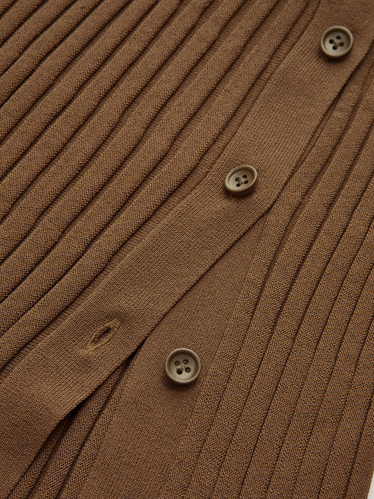 Kaburga Yan Yırtmaçlı Düğme Detaylı Midi Etek