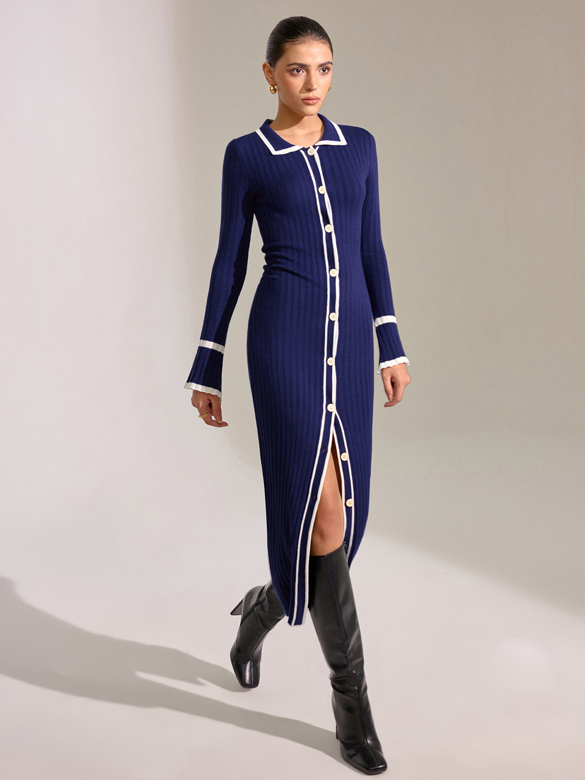 Kontrast Kesim Ön Düğmeli İnce Kesim Midi Elbise