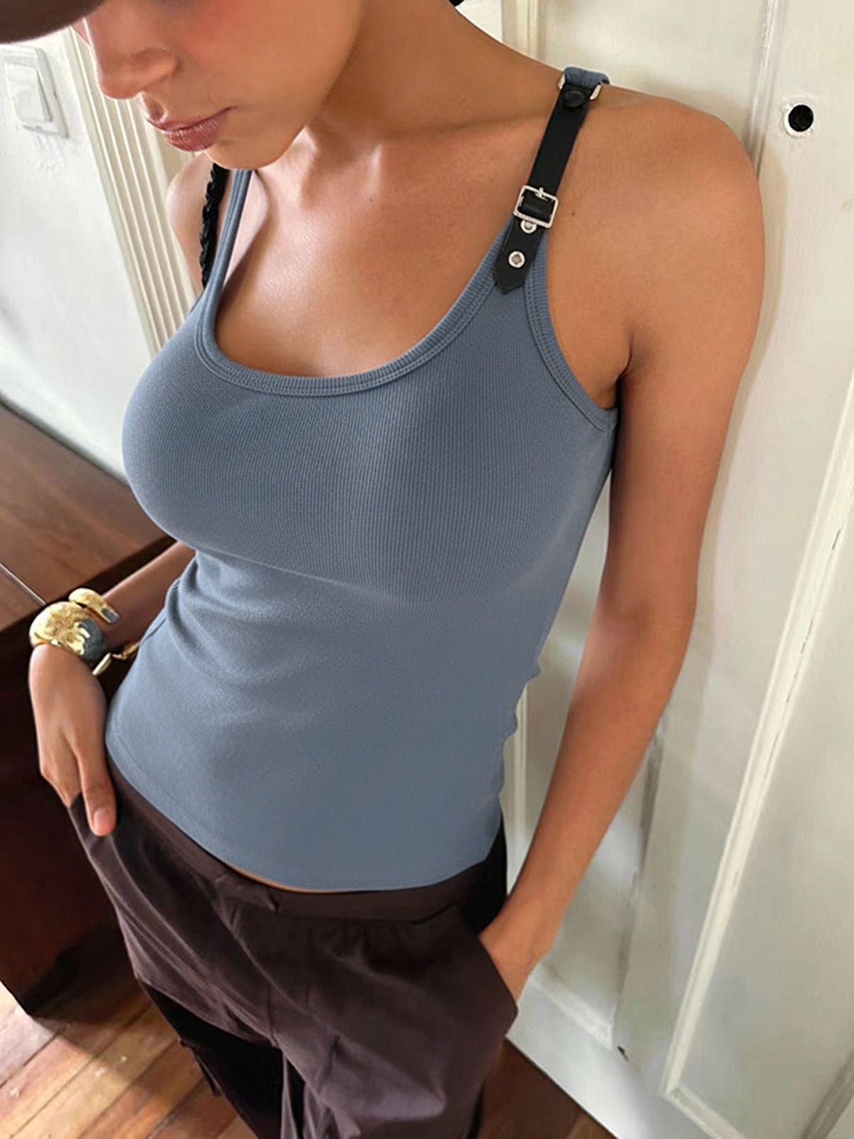 Kaburgalı Esnek Suni Deri Tokalı Vintage Atlet